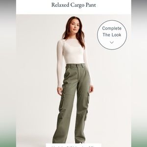 Abercrombie relaxed cargo pant in olive green - size 28